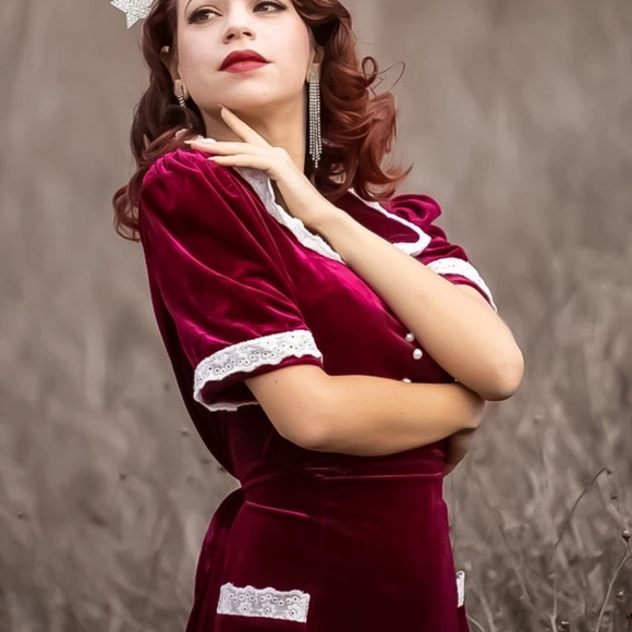 Nicoletta Carlone Mia Burgundy Velvet Dress - Picture 2 of 2
